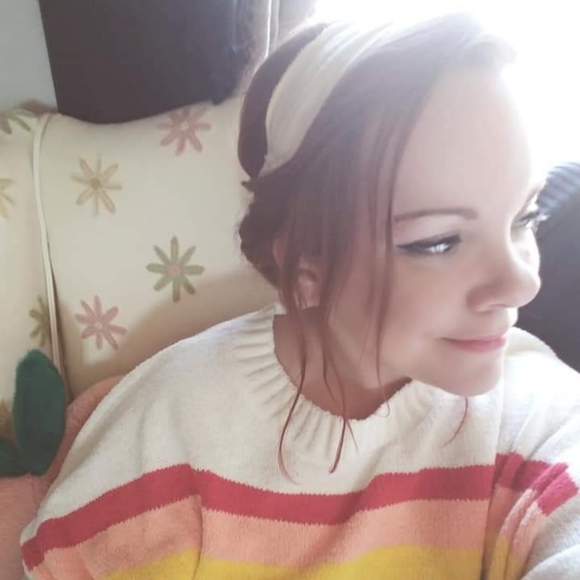 True Vintage Silk Scarf - Picture 4 of 11